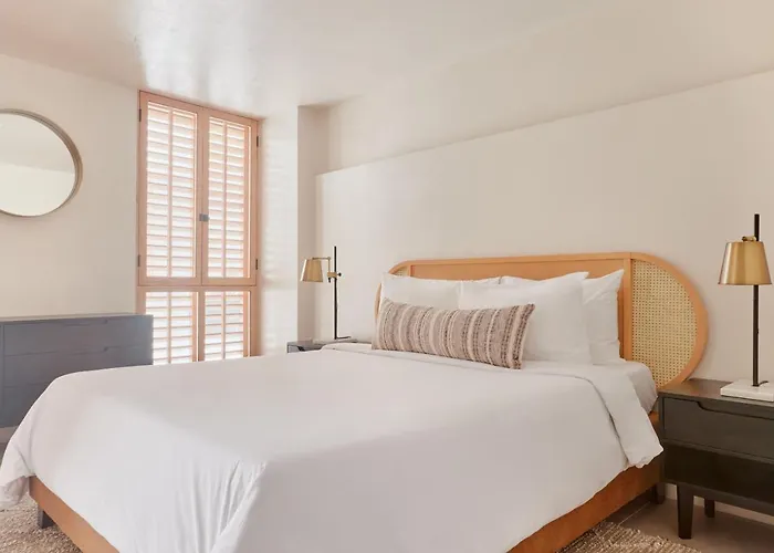 Hotel Sonder Parián 4*